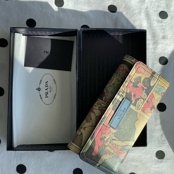 Vintage Rare Prada comic wallet with box Limited edition - Picture 7 of 13